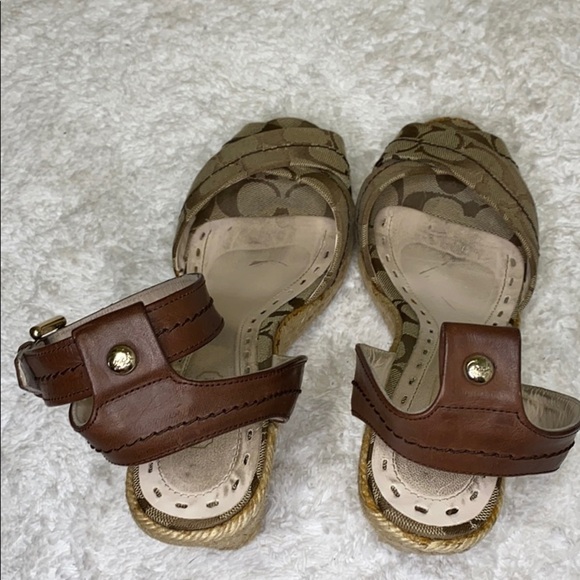 Authentic! Signature Coach wedge heels 👡​ - Picture 11 of 16